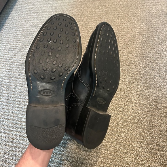 Tod's Black Leather Oxfords - Picture 6 of 15